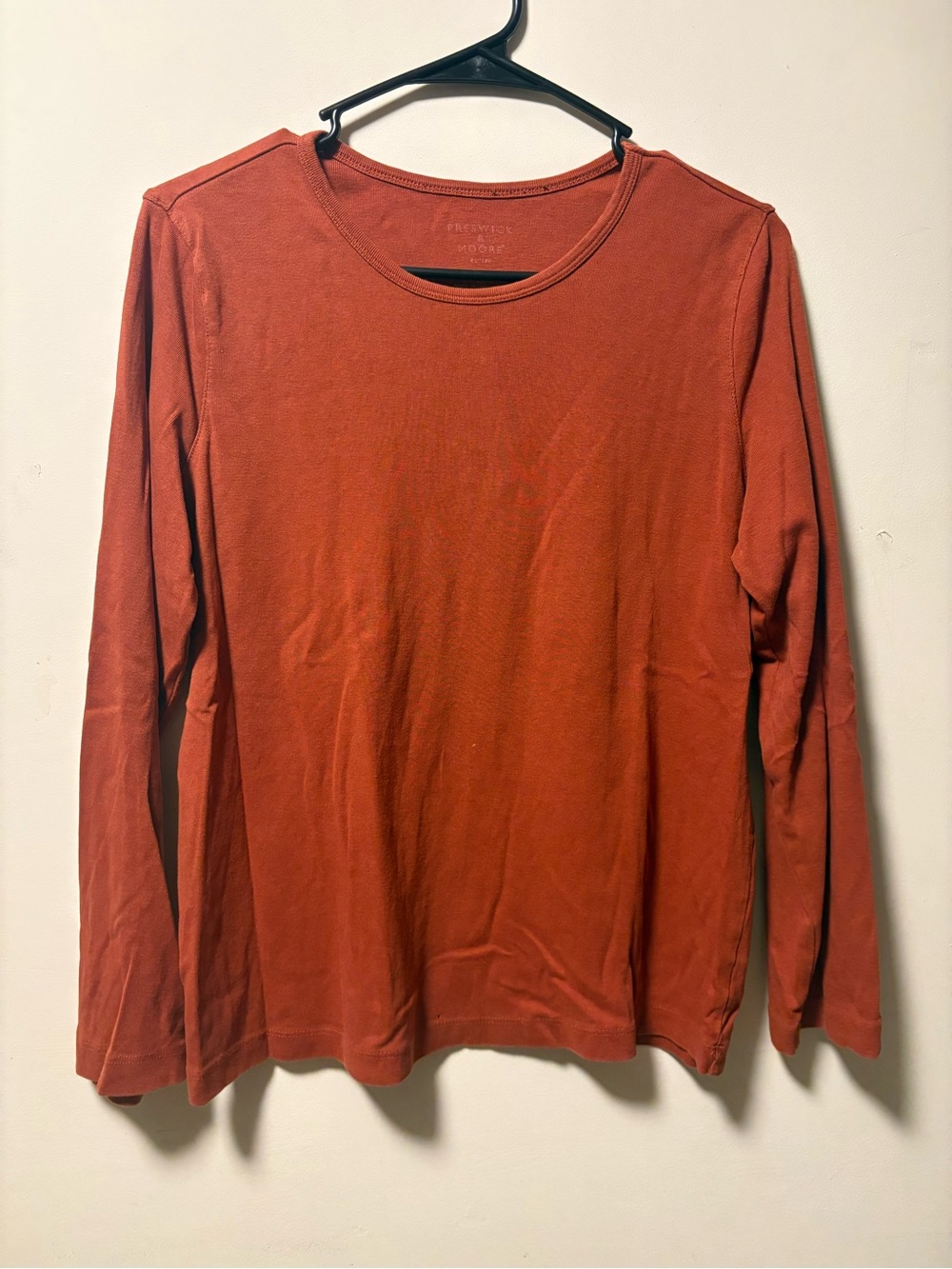 Preswick & Moore Rust-Red Long Sleeve Crewneck Shirt